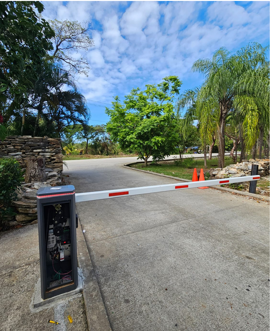 Trancas vehiculares - Diamond Hill Resort